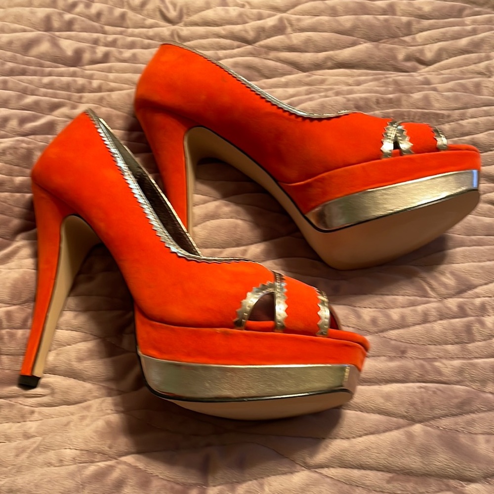 NWOT - platform heels (2)